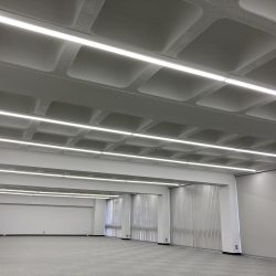 株式会社東京家具会館様　東京家具会館ビル内全館LED化　500台