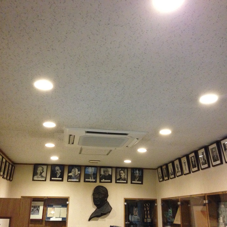 日本山岳会様 　専有部内各所照明LED化