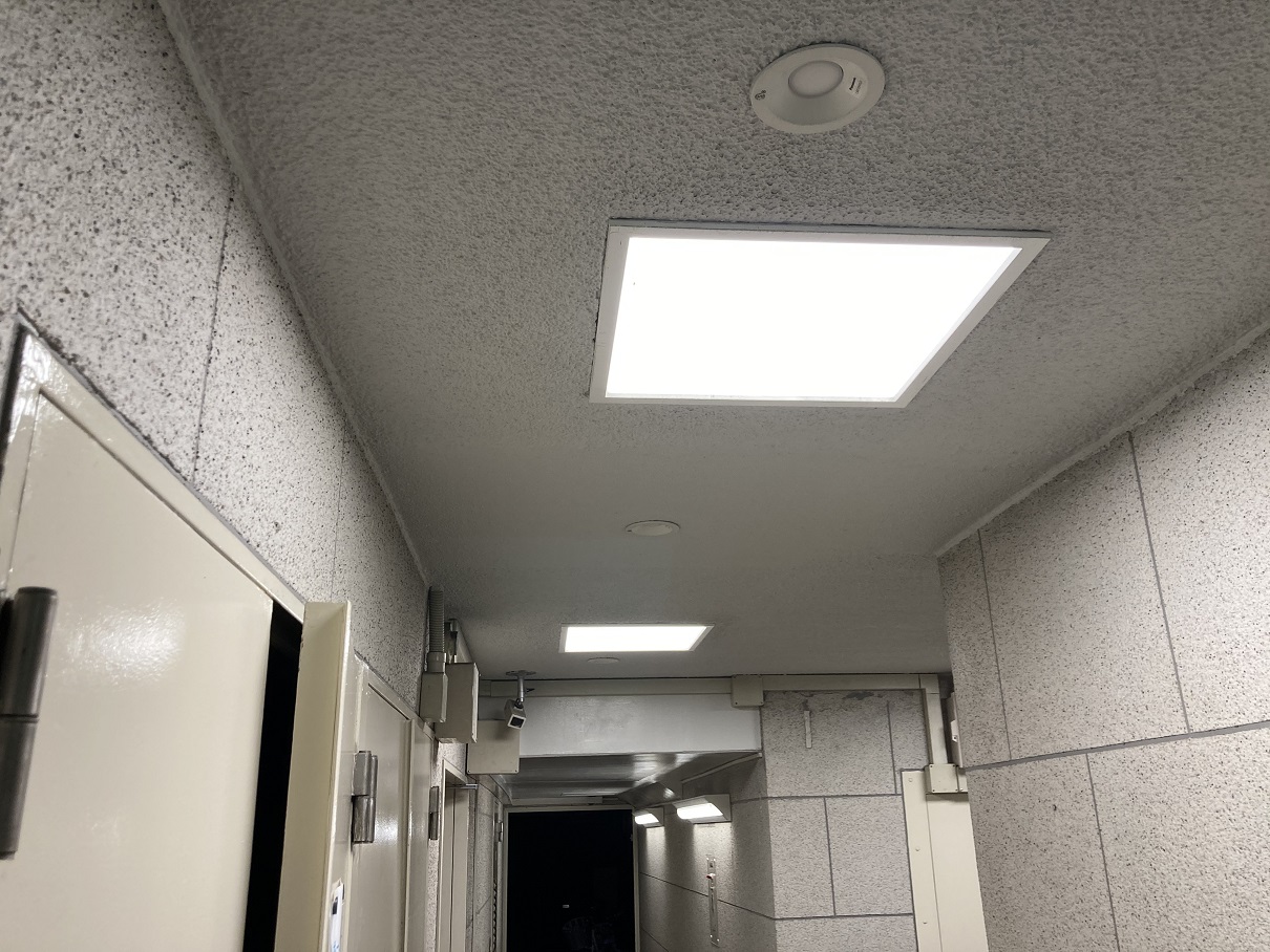 マンションVIP中野坂上様　　共用部照明LED化