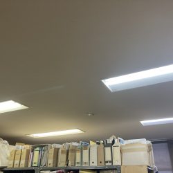 金城ビル様　ご入居テナント内の天井照明をLED化